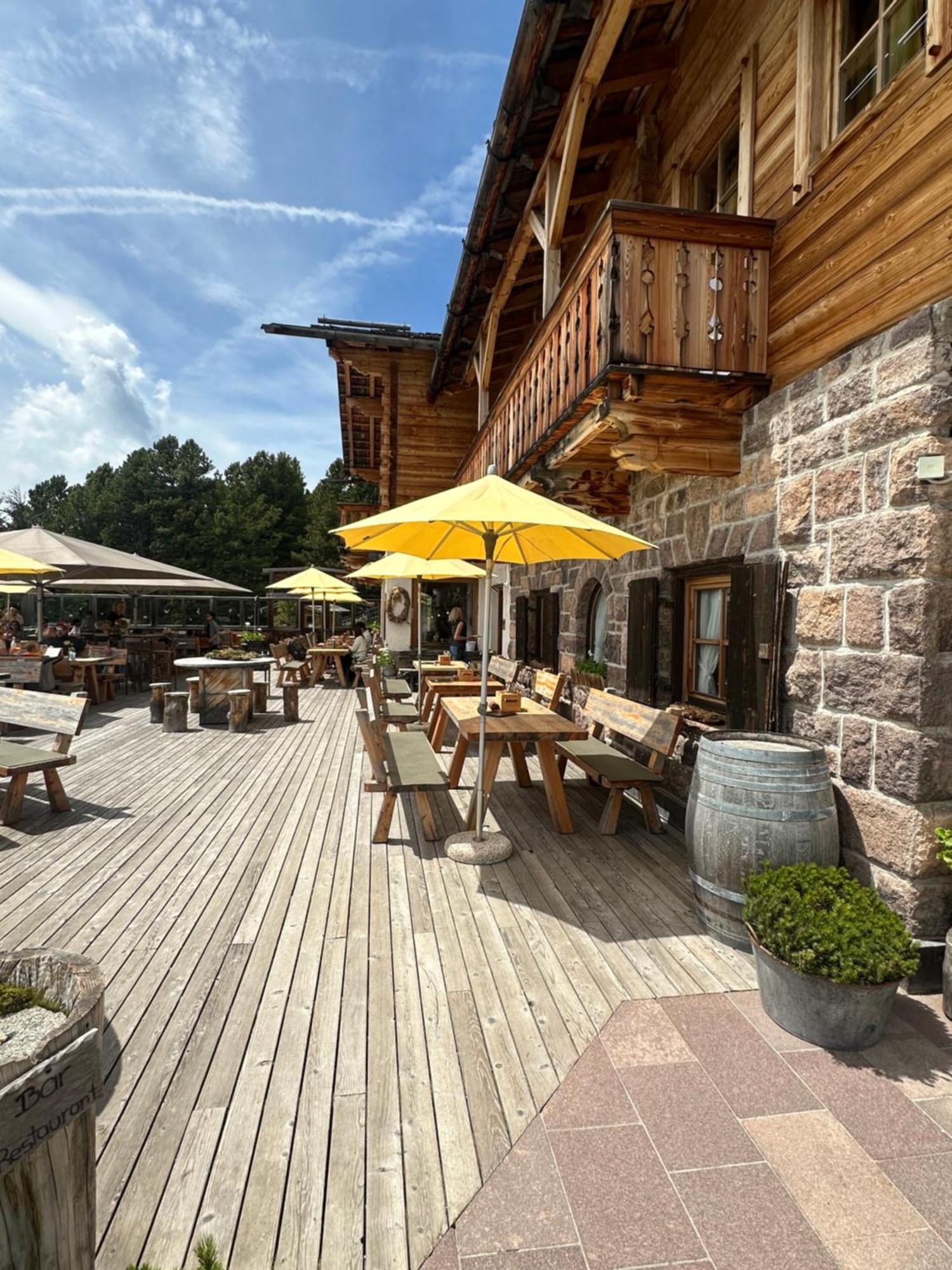 Chalet Da Mont Resciesa Ortisei Bagian luar foto